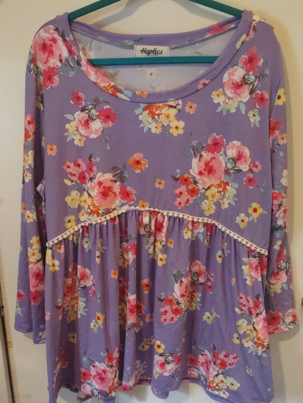 Haptics Lavender Floral Peplum Tunic Top